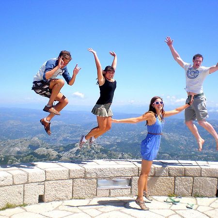 Montenegro Hostel B&B Podgorica Buitenkant foto