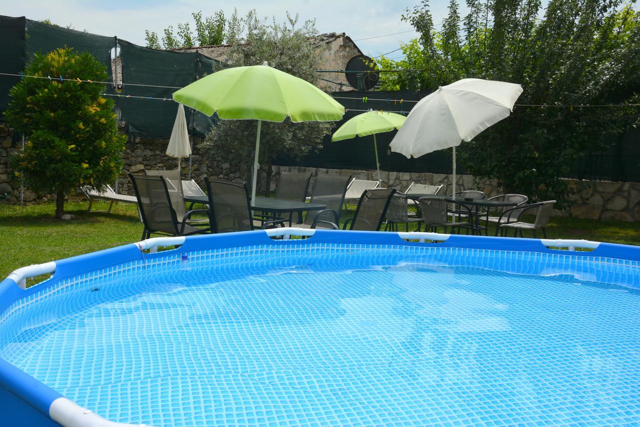 Montenegro Hostel B&B Podgorica Buitenkant foto