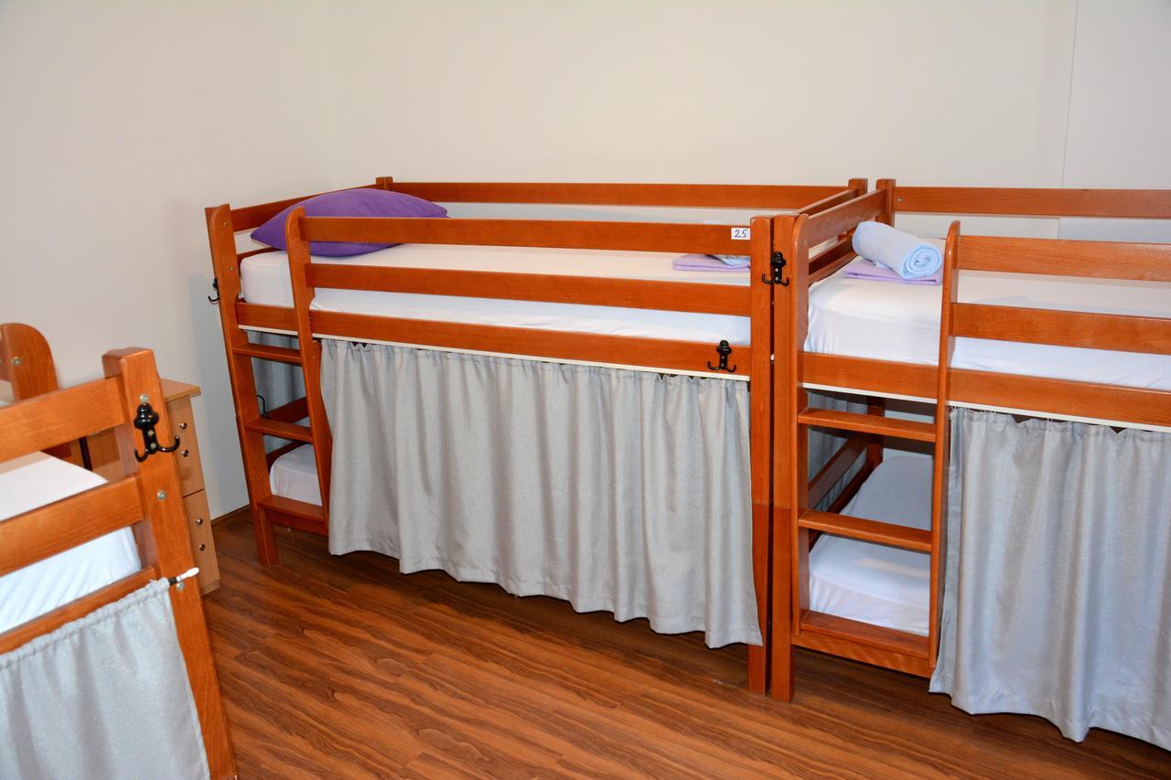 Montenegro Hostel B&B Podgorica Buitenkant foto