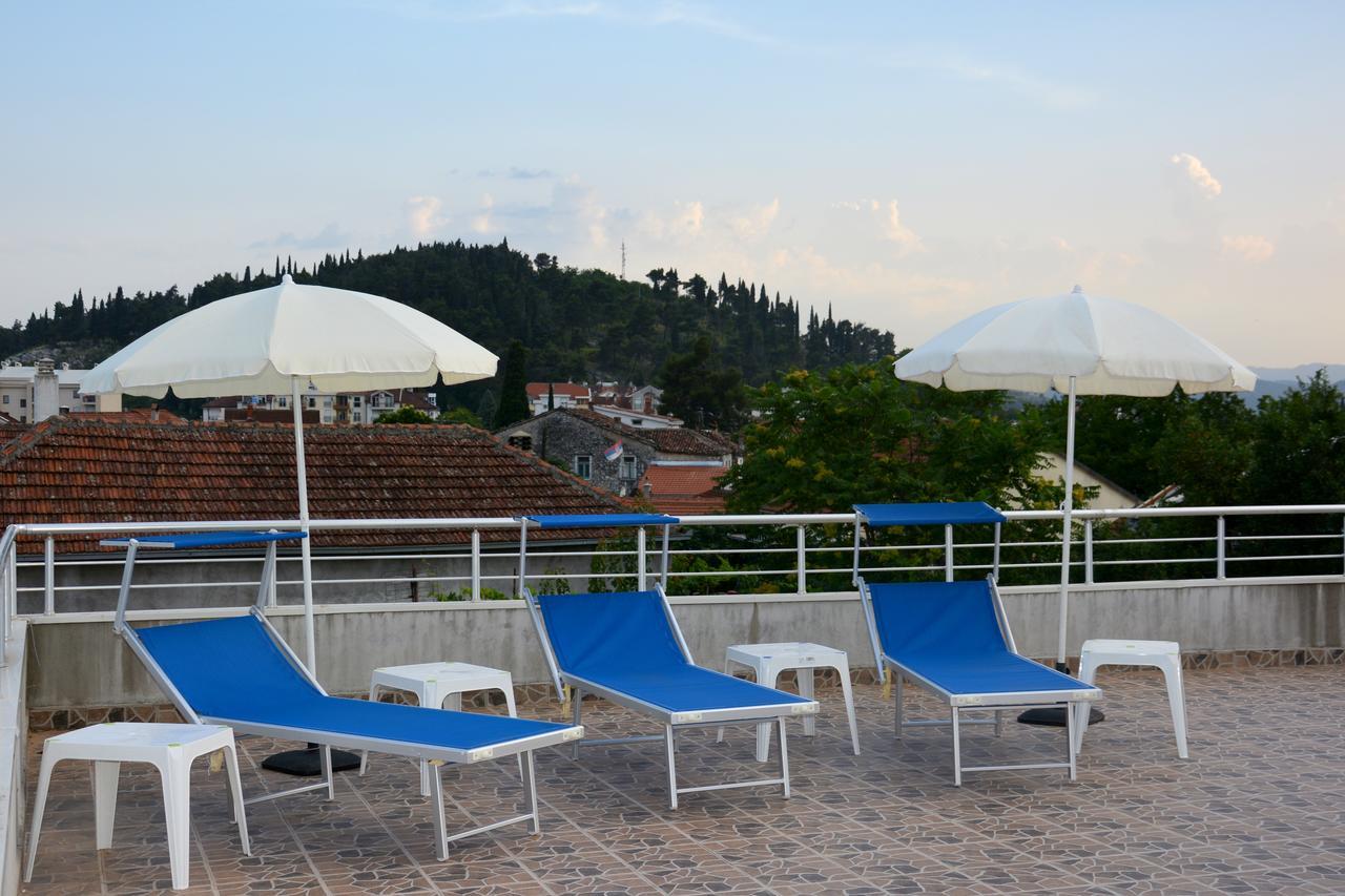 Montenegro Hostel B&B Podgorica Buitenkant foto